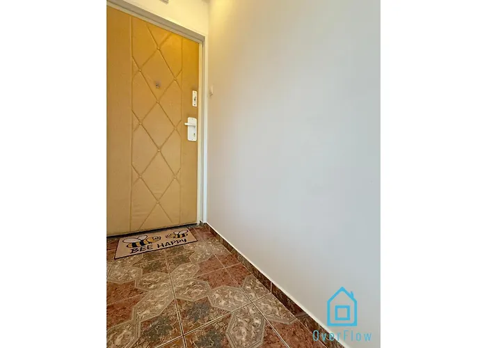 アパート Honey Apartment- Cozy Retreat, 10 Minutes To Old Town グダニスク