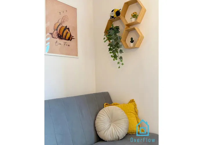 アパート Honey Apartment- Cozy Retreat, 10 Minutes To Old Town *